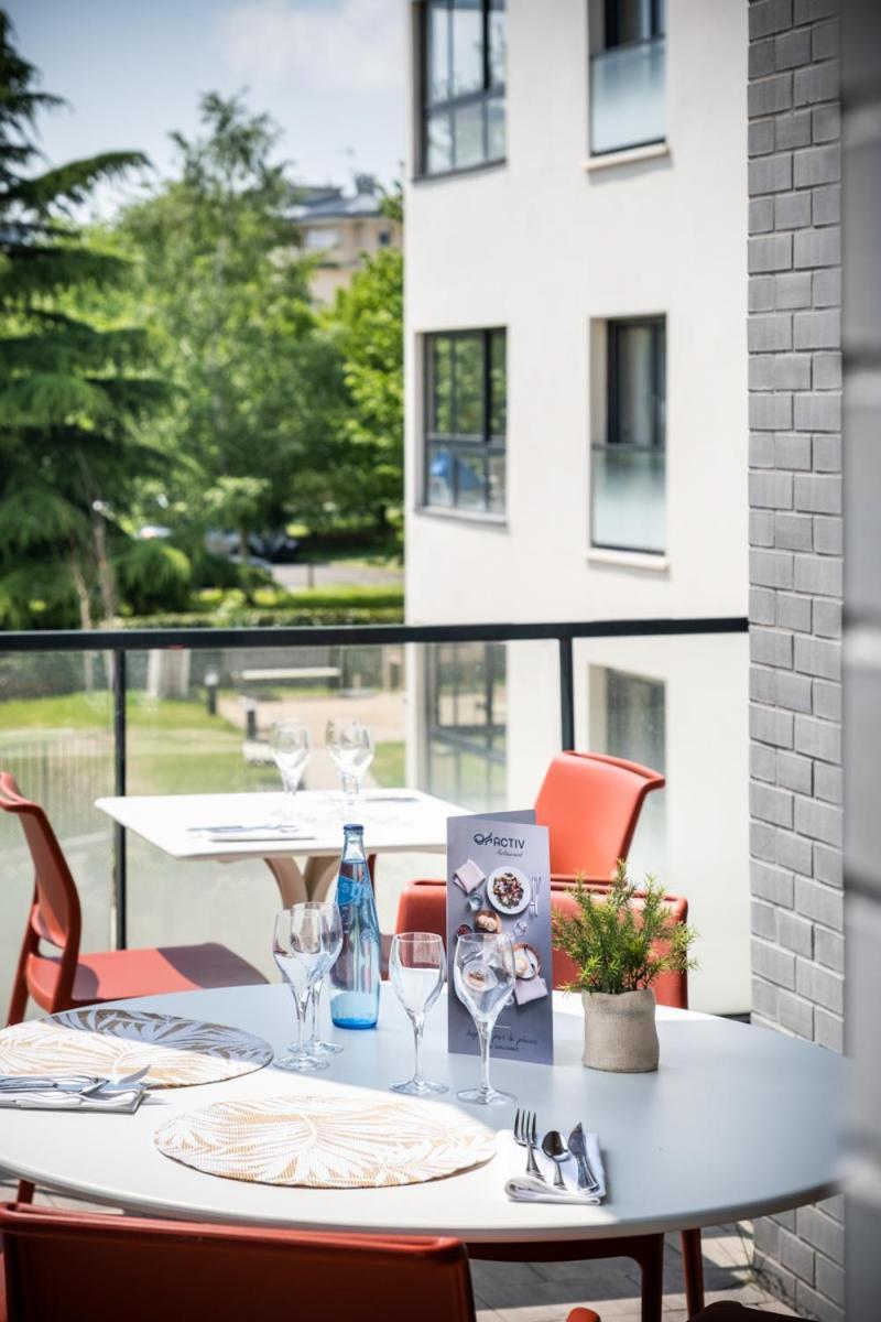 Oh Activ Cergy Aparthotel ภายนอก รูปภาพ
