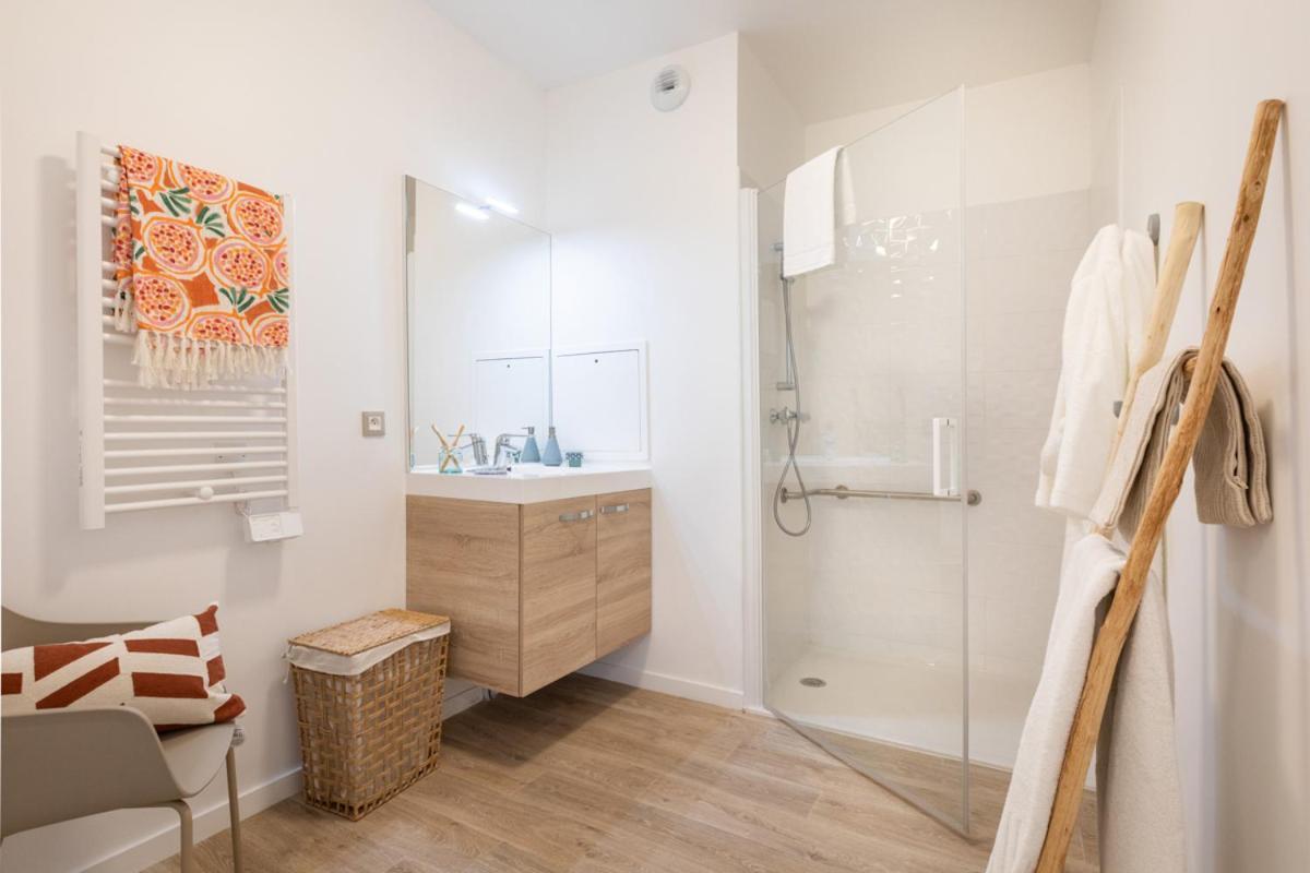 Oh Activ Cergy Aparthotel ภายนอก รูปภาพ